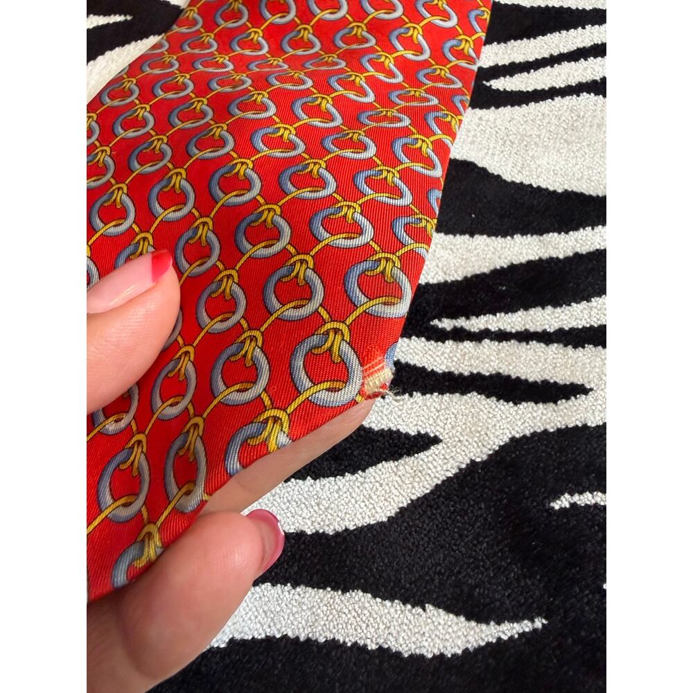 Vintage Gucci 100% Silk Tie Red Blue Gold Chain Equestrian Print Made in Italy - Picture 4 of 8